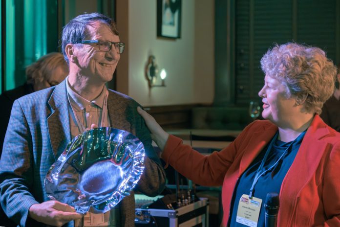 bild-meldung-duplex-k John Houben erhält Duplex World Lifetime Achievement Award